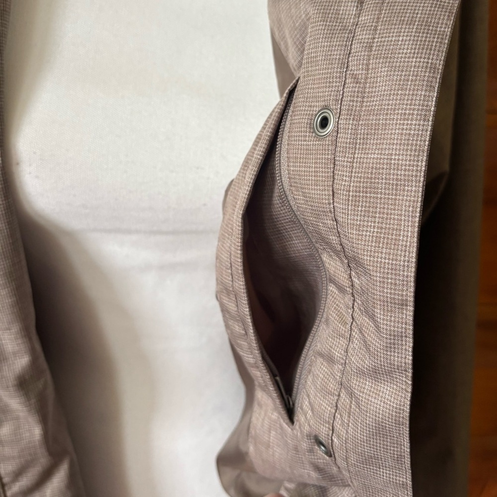Eddie Bauer Women's Mackenzie Trench Coat in a brown/taupe color - Picture 6 of 8